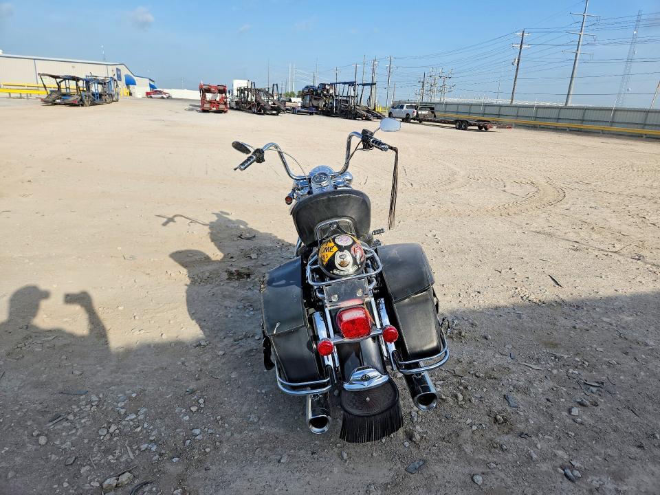 1HD1FR41X7Y647395 2007 HARLEY-DAVIDSON FLHRCI photo no. 4