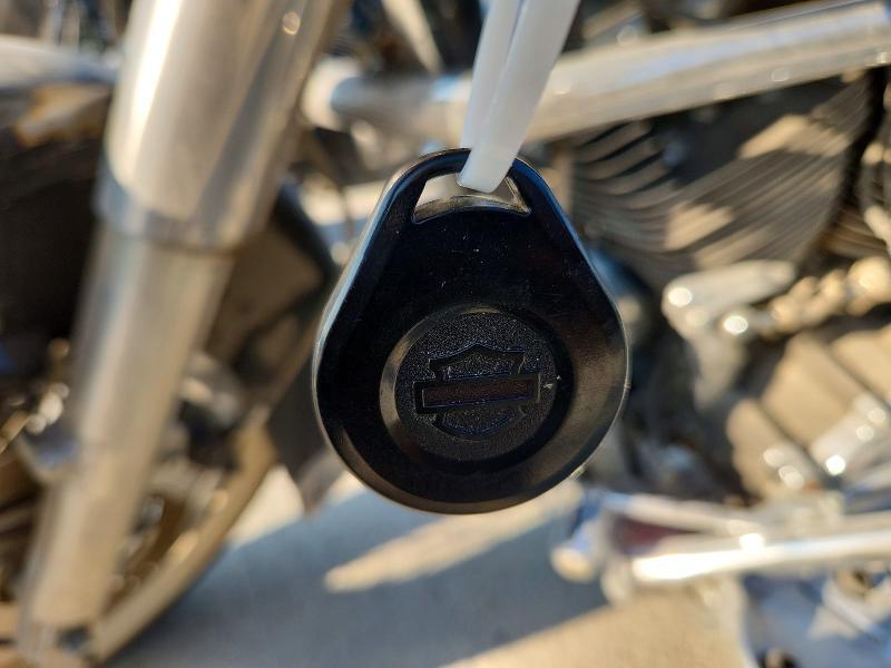 1HD1FR41X7Y647395 2007 HARLEY-DAVIDSON FLHRCI photo no. 8