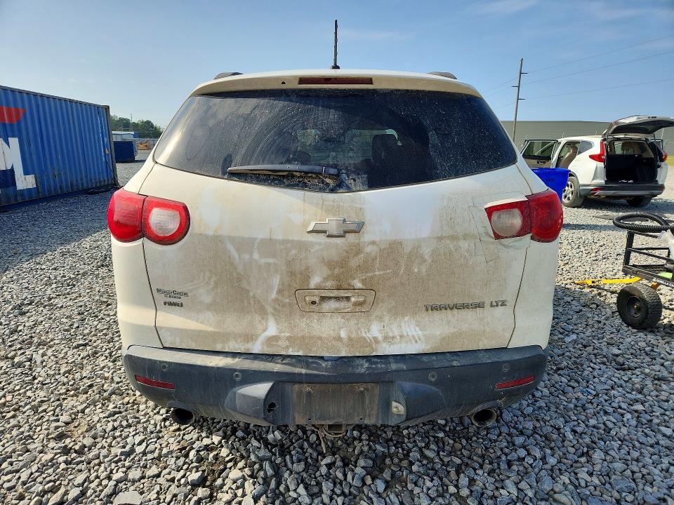 2011 CHEVROLET TRAVERSE LTZ — Фото 6 из 13