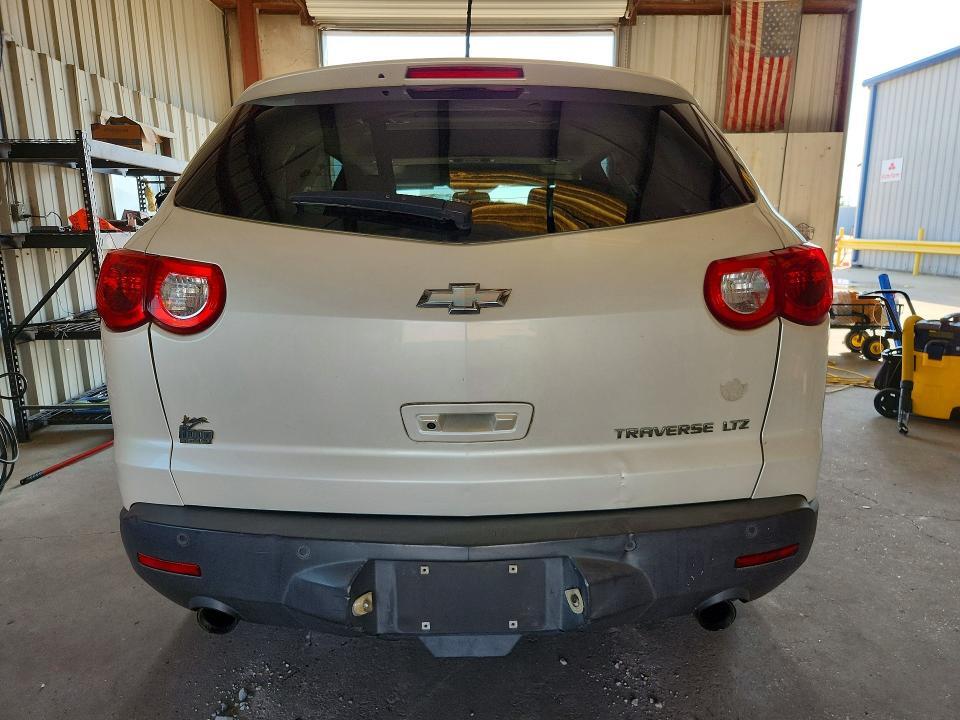 1GNKRLEDXBJ292529 2011 CHEVROLET TRAVERSE photo no. 6