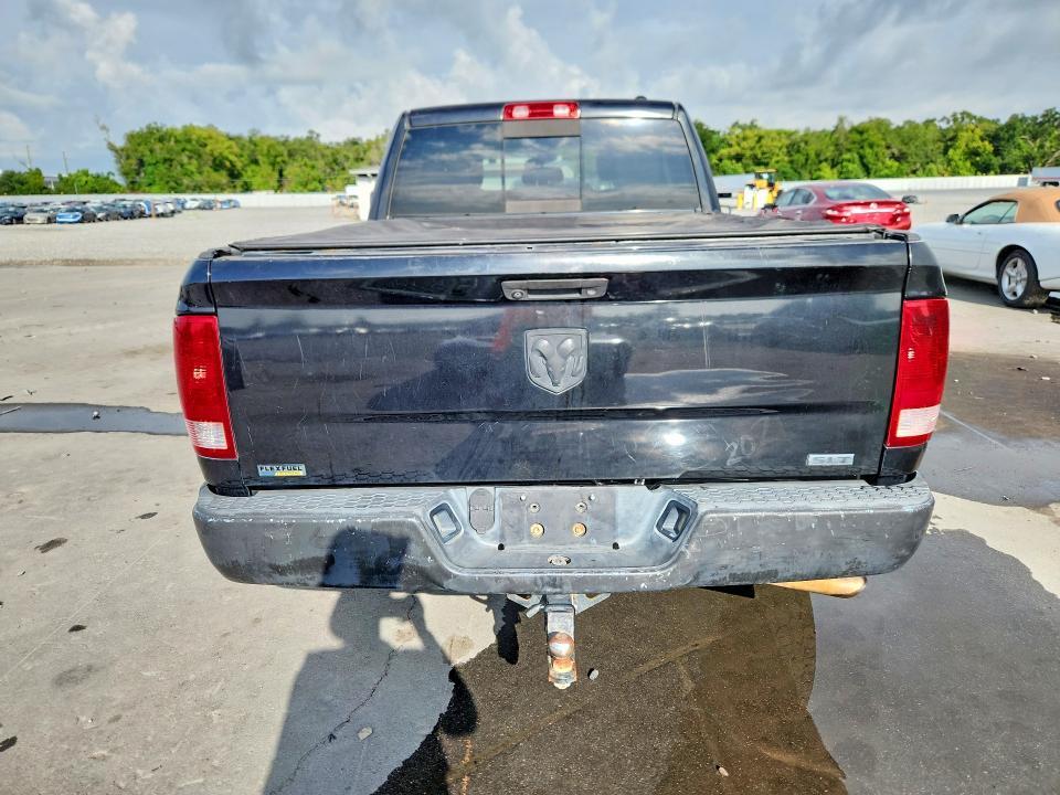 2011 DODGE RAM 1500 — Фото 6 из 12