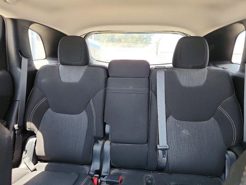 2015 JEEP CHEROKEE LATITUDE — Фото 10 из 13