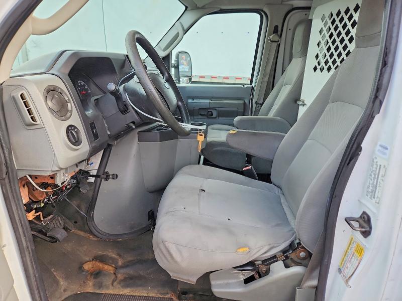 2011 FORD E350 VAN WITH BUCKET LIFT — Фото 7 из 13