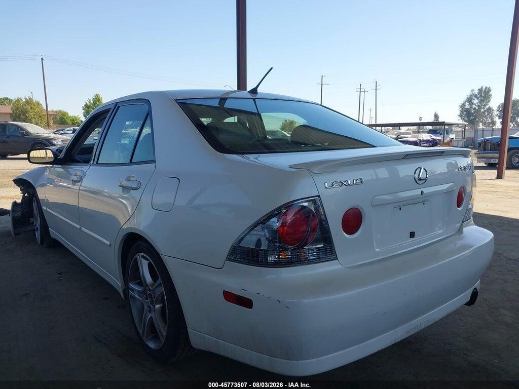 JTHBD192140087337 2004 LEXUS IS 300 photo no. 3