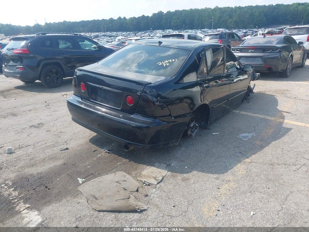 JTHBD192440090913 2004 LEXUS IS 300 photo no. 4
