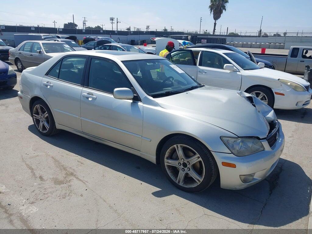JTHBD192240082874 2004 LEXUS IS 300 photo no. 1