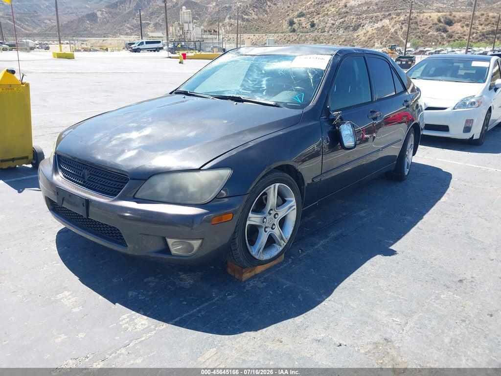 JTHBD192740084300 2004 LEXUS IS 300 photo no. 2