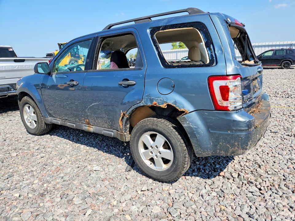 1FMCU9D72BKB36968 2011 FORD ESCAPE photo no. 2