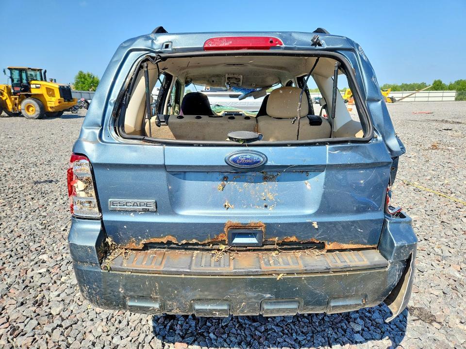1FMCU9D72BKB36968 2011 FORD ESCAPE photo no. 6