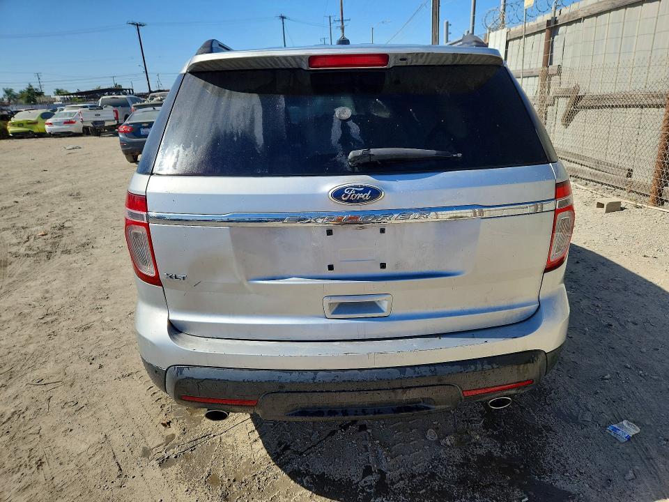 2011 FORD EXPLORER XLT — Фото 6 из 13