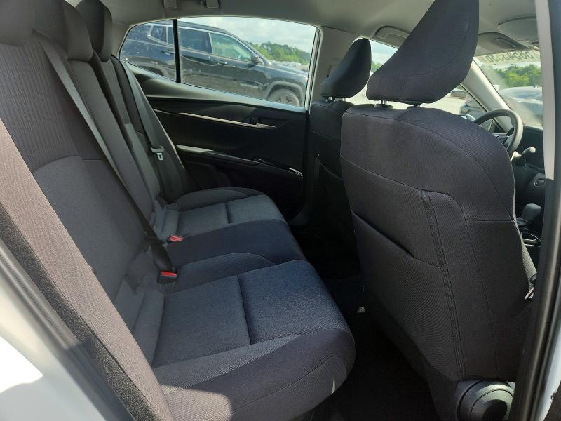 2025 TOYOTA CAMRY LE — Фото 10 из 13