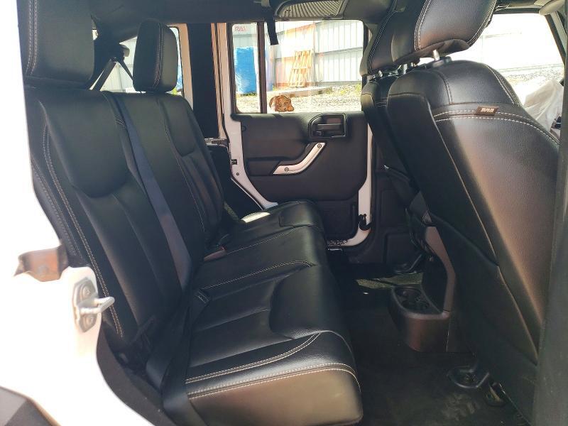 2015 JEEP WRANGLER UNLIMITED RUBICON — Фото 11 из 13