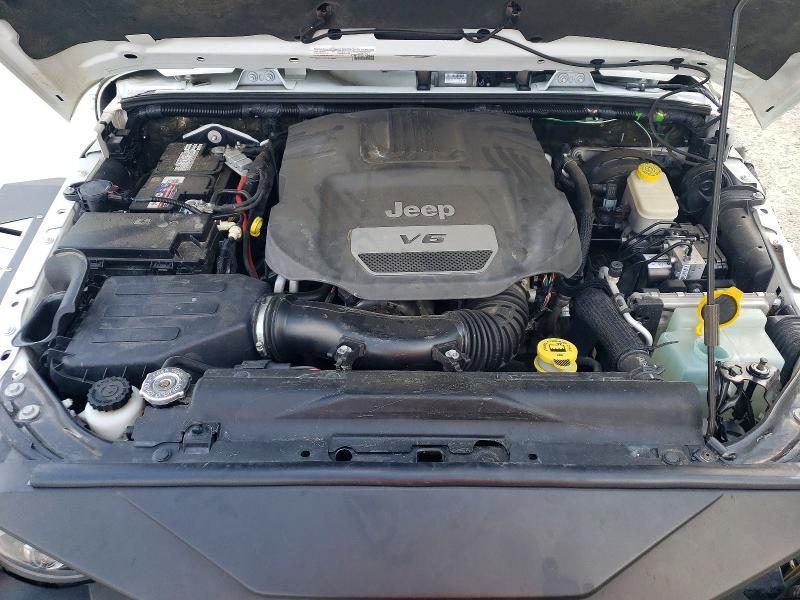 2015 JEEP WRANGLER UNLIMITED RUBICON — Фото 12 из 13