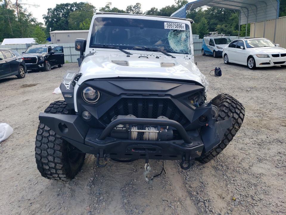 2015 JEEP WRANGLER UNLIMITED RUBICON — Фото 5 из 13