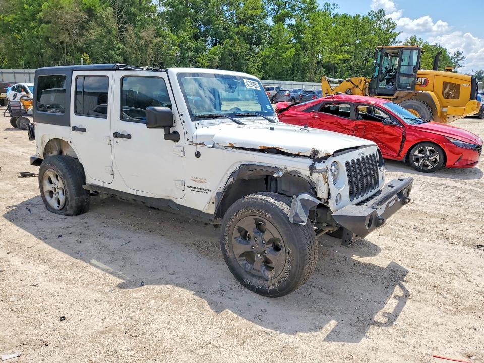 2015 JEEP WRANGLER UNLIMITED SAHARA — Фото 4 из 13