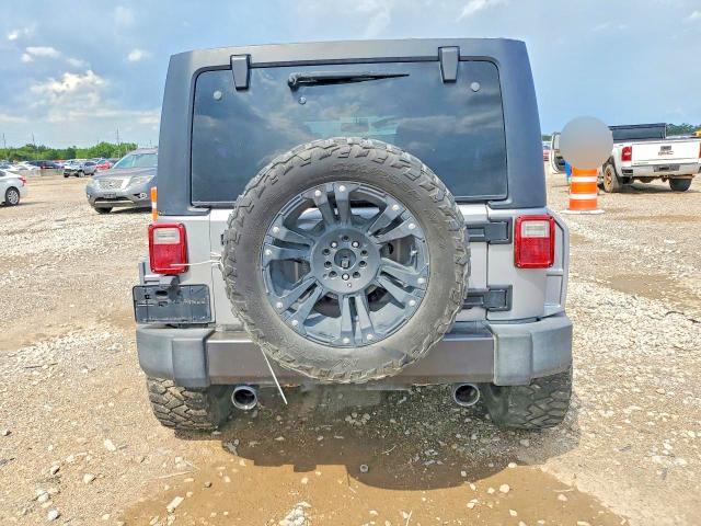 2015 JEEP WRANGLER UNLIMITED SPORT — Фото 6 из 12