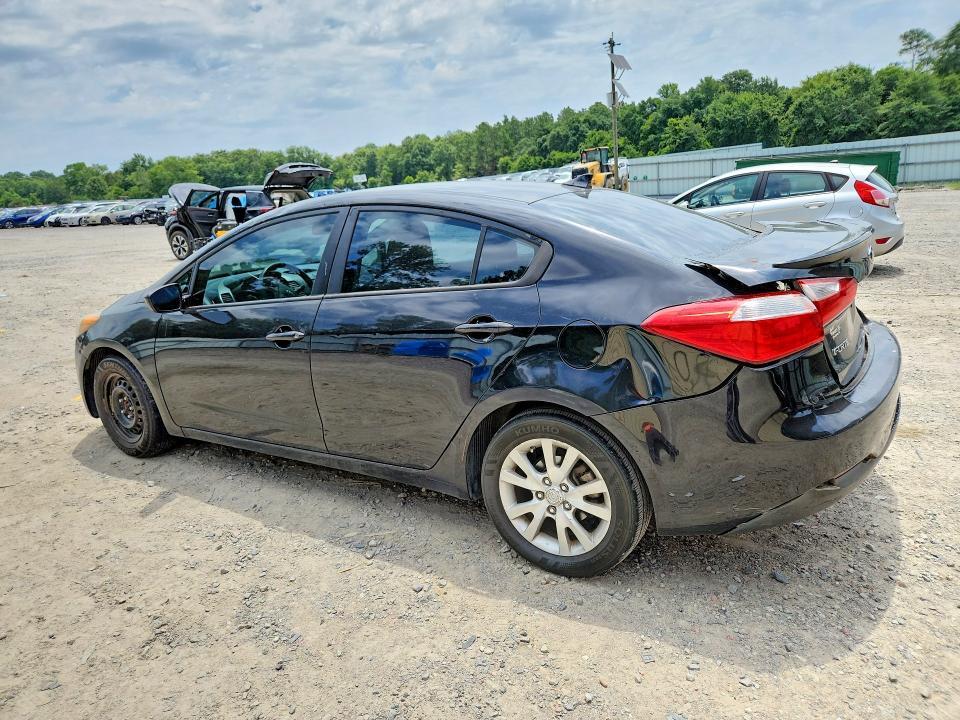 2015 KIA FORTE LX — Фото 2 из 12