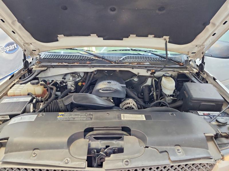2004 CHEVROLET SILVERADO C2500 HEAVY DUTY — Фото 11 из 12
