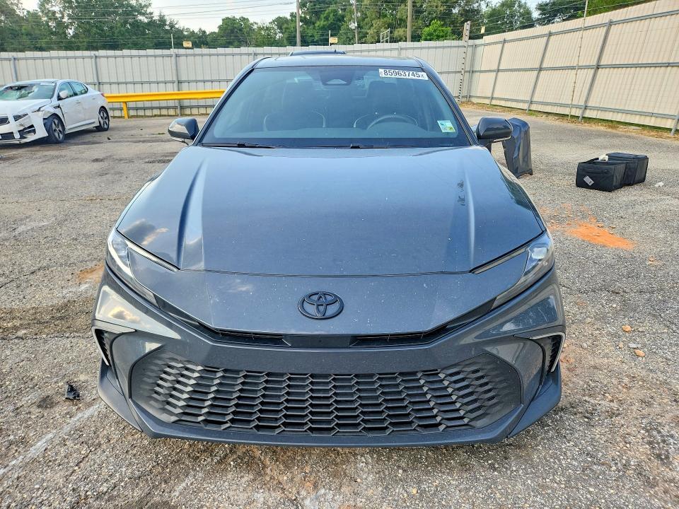 2025 TOYOTA CAMRY XSE/XLE/LE/SE — Фото 5 из 12