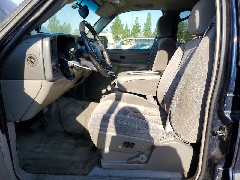 2004 CHEVROLET TAHOE K1500 — Фото 7 из 13