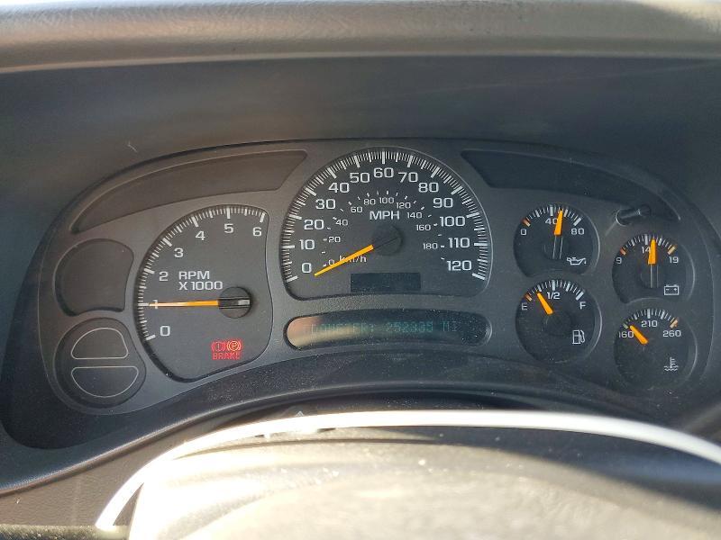 2004 CHEVROLET TAHOE K1500 — Фото 9 из 13