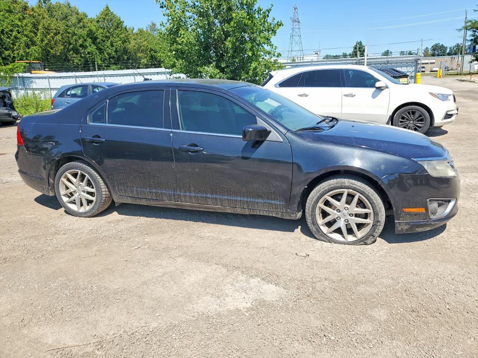 3FAHP0JG9BR142303 2011 FORD FUSION photo no. 4