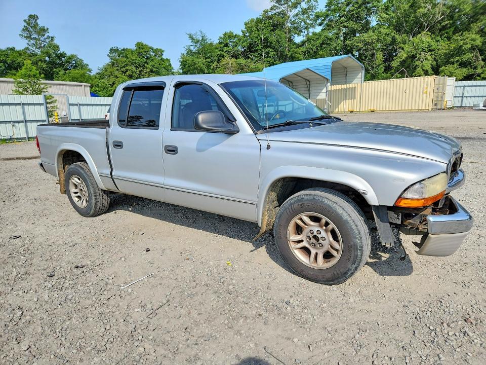 2004 DODGE DAKOTA QUAD SLT — Фото 4 из 12