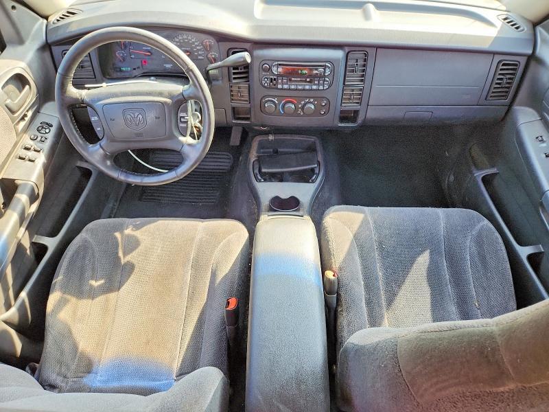 2004 DODGE DAKOTA QUAD SLT — Фото 8 из 12
