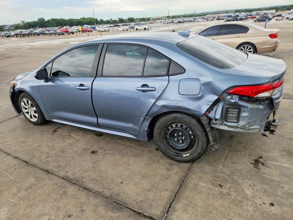 2025 TOYOTA COROLLA LE — Фото 2 из 13