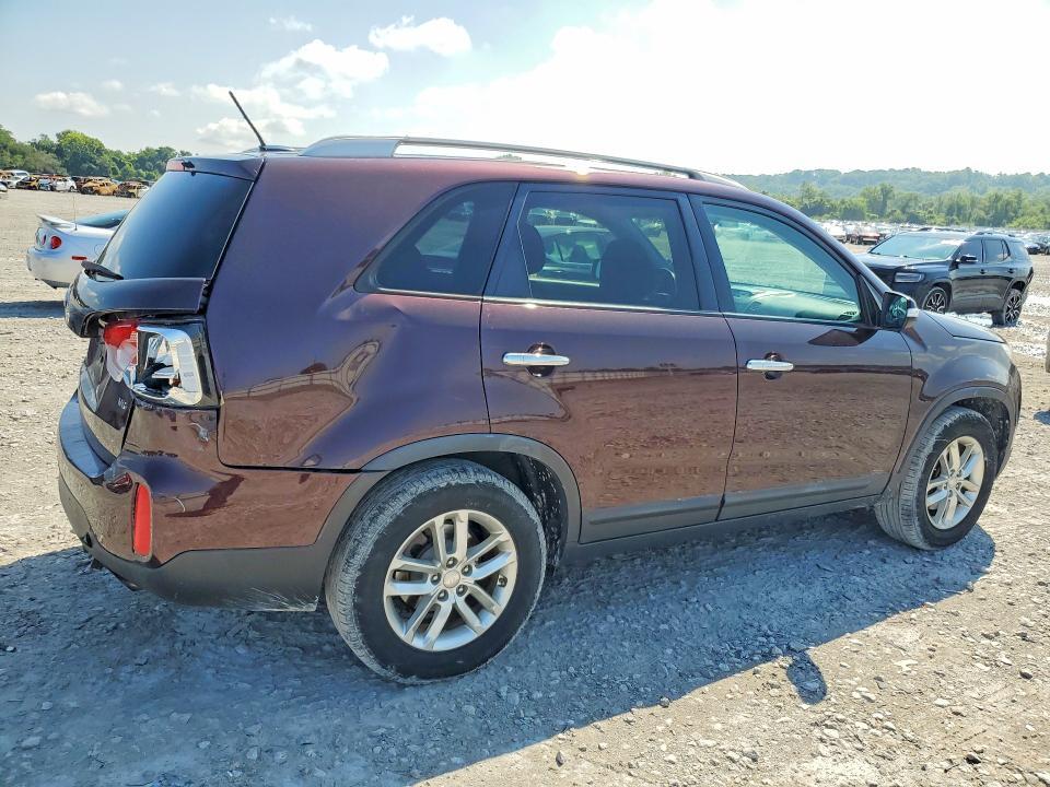 2015 KIA SORENTO LX — Фото 3 из 12