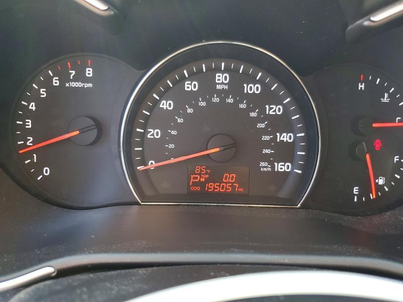 2015 KIA SORENTO LX — Фото 9 из 12