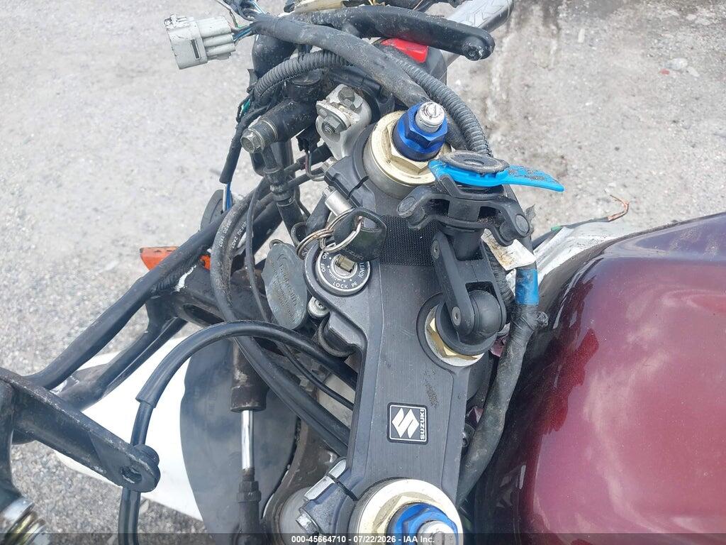 JS1GR7HA822104375 2002 SUZUKI GSX-R750 photo no. 11