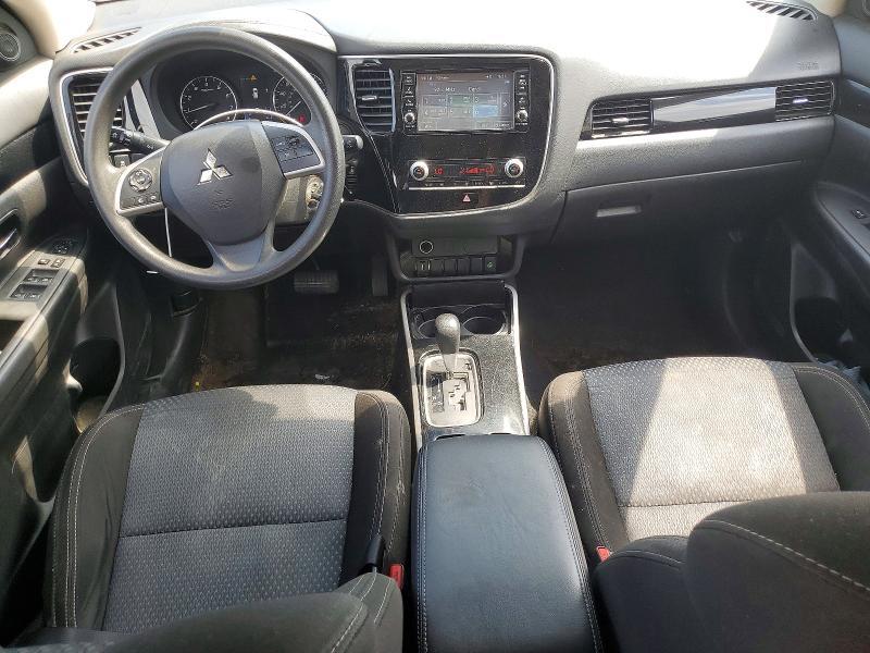 2020 MITSUBISHI OUTLANDER ES — Фото 8 из 13