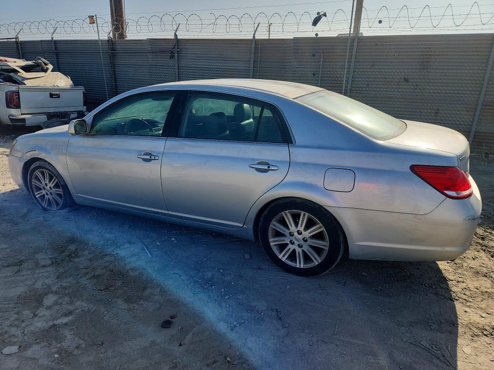 2007 TOYOTA AVALON LIMITED — Фото 2 из 12