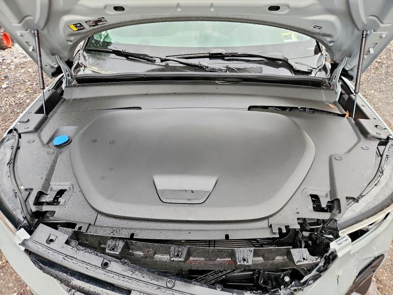 2025 VOLVO EX40 CORE — Фото 12 из 13