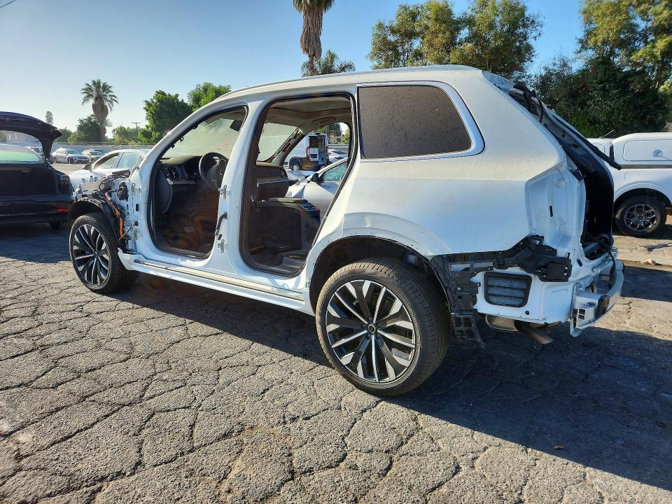 2025 VOLVO XC90 PLUS — Фото 2 из 13