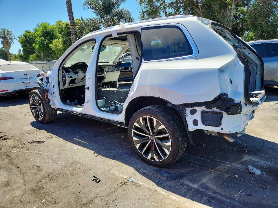 2025 VOLVO XC90 ULTRA — Фото 2 из 13