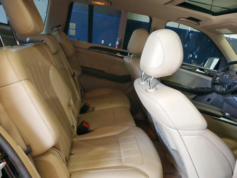 2015 MERCEDES-BENZ GL 450 4MATIC — Фото 11 из 13