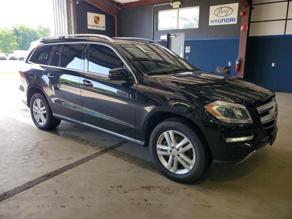 2015 MERCEDES-BENZ GL 450 4MATIC — Фото 4 из 13