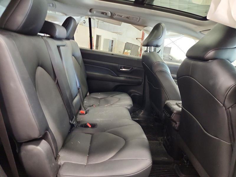 2026 TOYOTA GRAND HIGHLANDER XLE — Фото 11 из 13