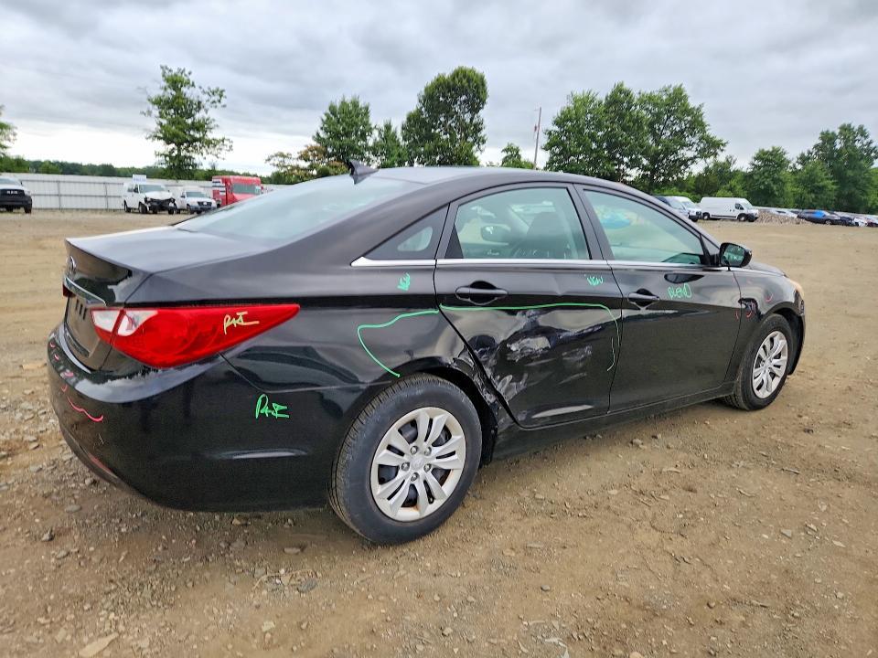 5NPEB4ACXBH211163 2011 HYUNDAI SONATA photo no. 3