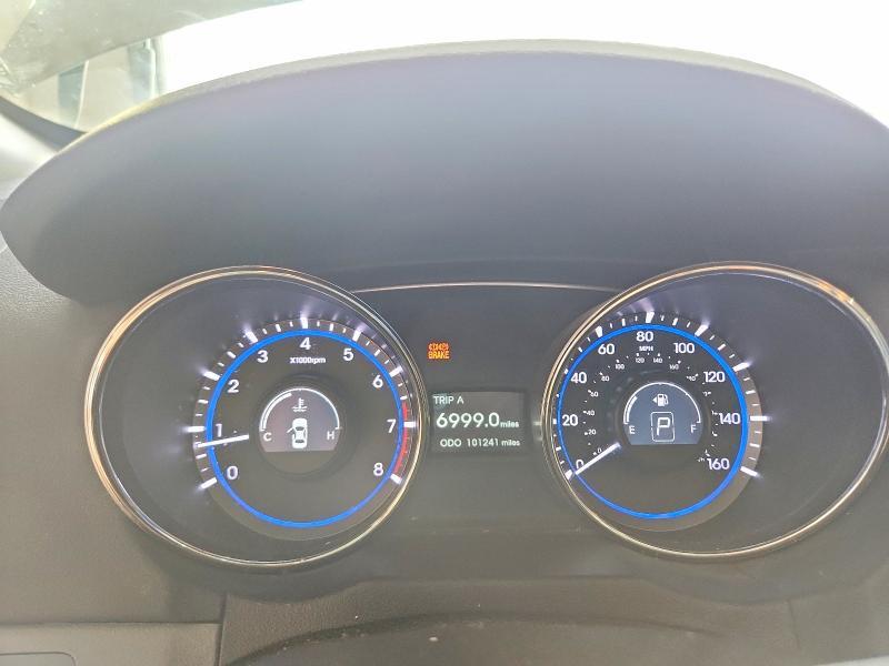 2011 HYUNDAI SONATA — Фото 9 из 12