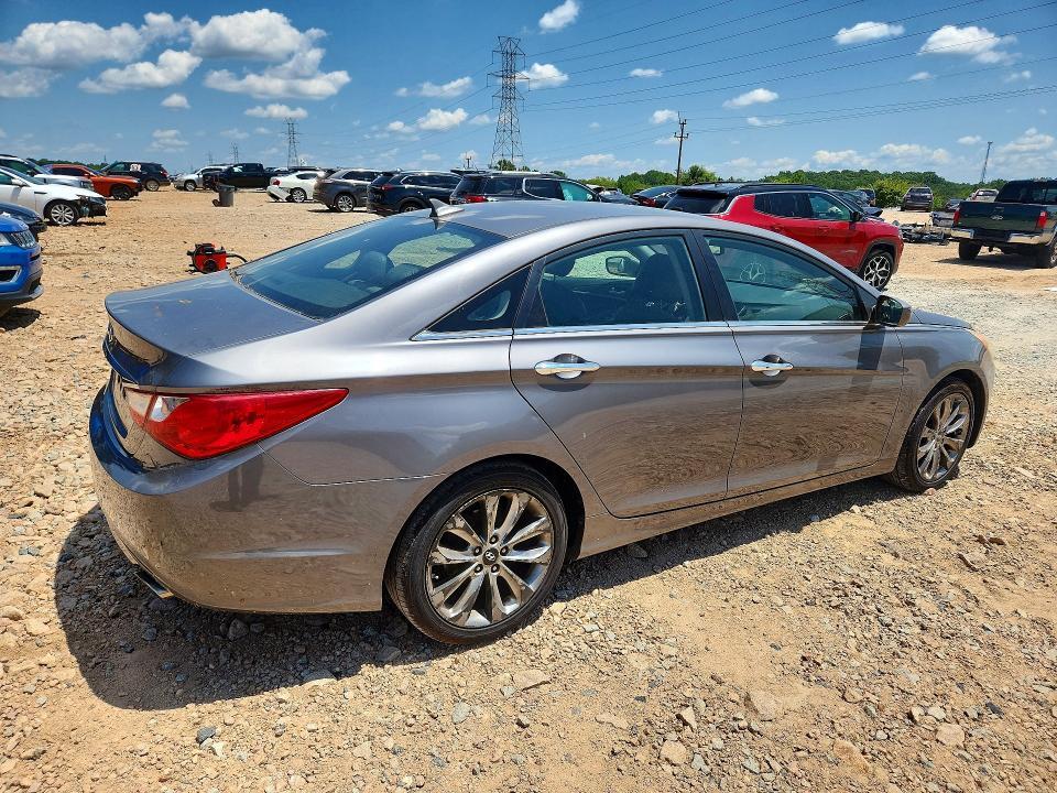 2011 HYUNDAI SONATA SE — Фото 3 из 12