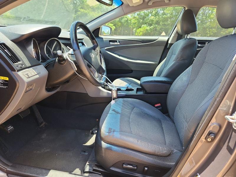 2011 HYUNDAI SONATA SE — Фото 7 из 12