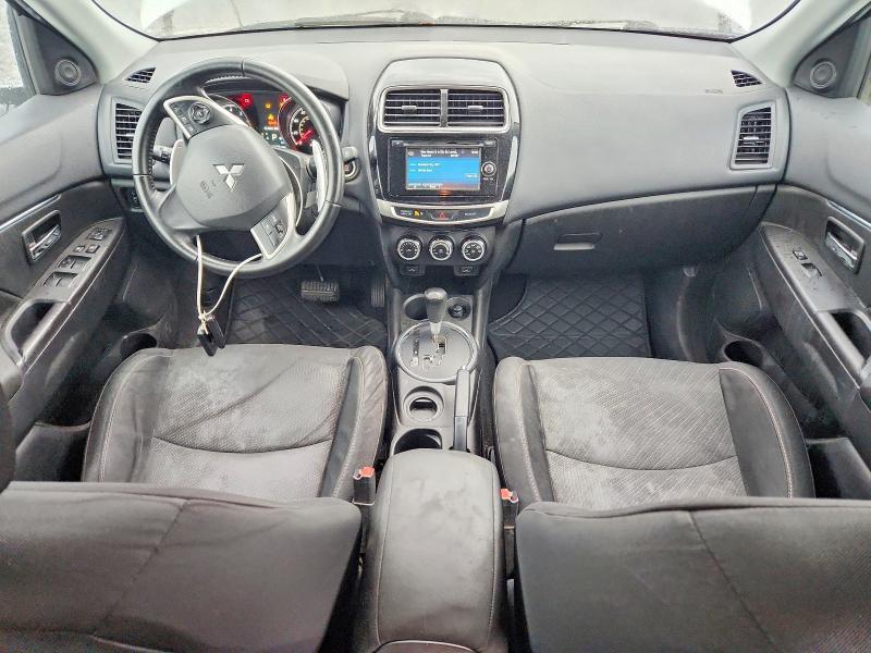 2015 MITSUBISHI OUTLANDER SPORT SE — Фото 8 из 13