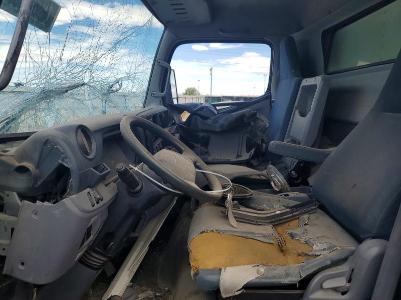 2015 MITSUBISHI FUSO FEC92S REFRIGERATED BOX TRUCK — Фото 7 из 12