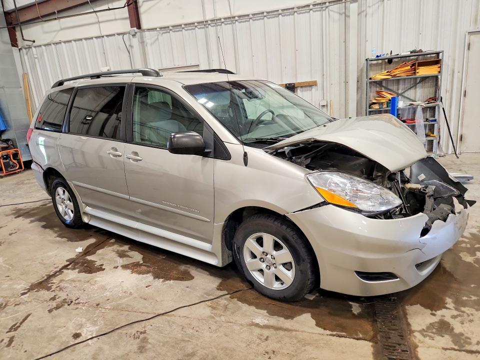 2007 TOYOTA SIENNA LE 8-PASSENGER — Фото 4 из 14