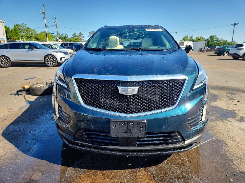 2026 CADILLAC XT5 SPORT — Фото 5 из 13