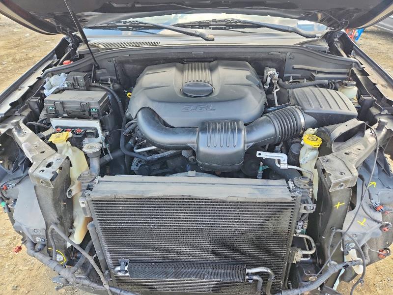 1J4RR4GGXBC672697 2011 JEEP GRAND CHEROKEE photo no. 12