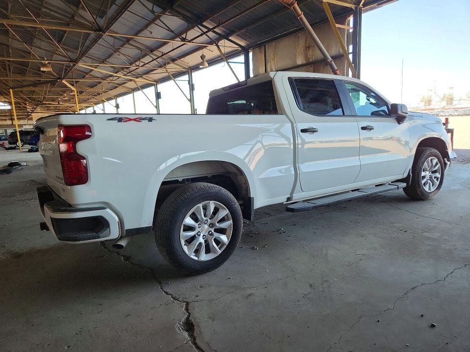 2026 CHEVROLET SILVERADO K1500 CUSTOM — Фото 3 из 12